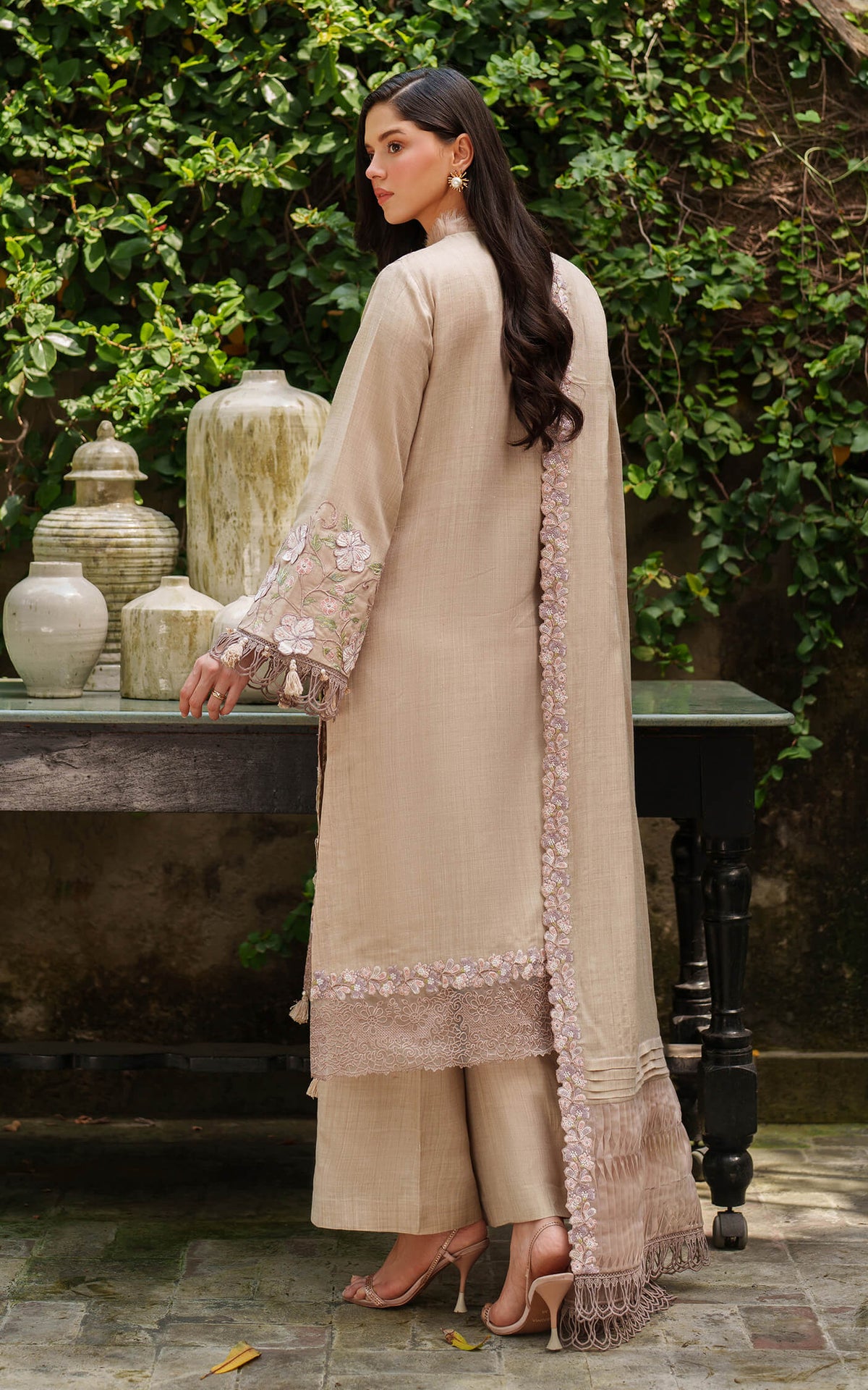 Asifa and Nabeel | Pashmina Luxe 25 | Blanc LWC25-03, image 2