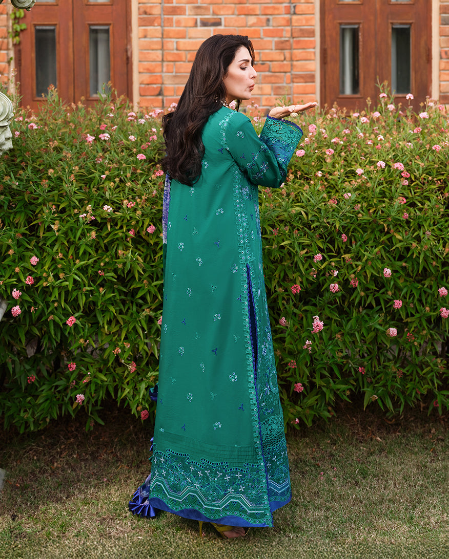 Mushq | Amoi Luxury Lawn | Blooming Romance, image 2