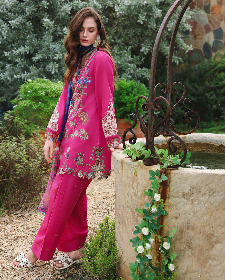Mushq | The Secret Garden Lawn | Bloomveil-2