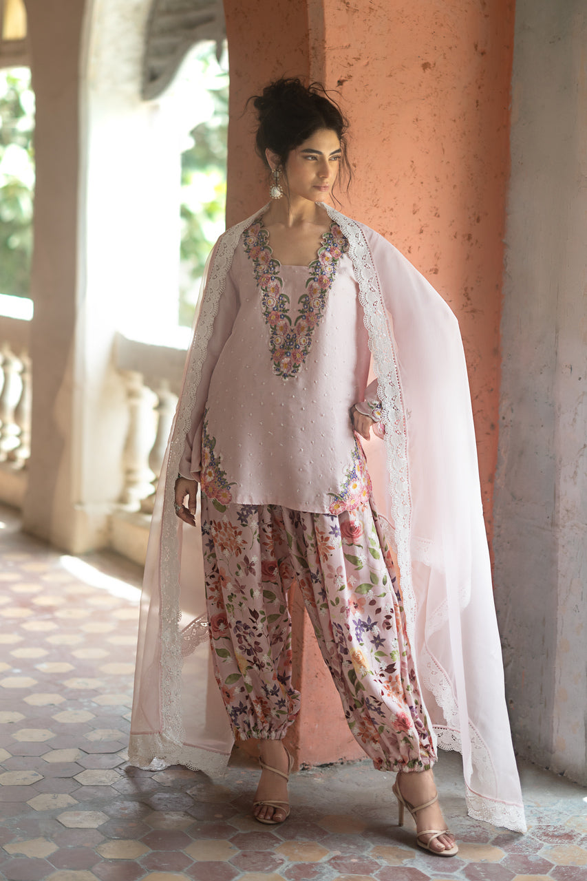 Zainab Chottani | Summer Edition 26 | Blush Fleur-7