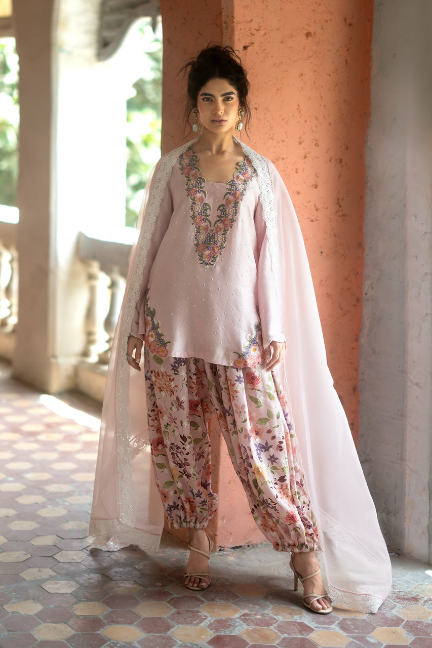 Zainab Chottani | Summer Edition 26 | Blush Fleur, image 9