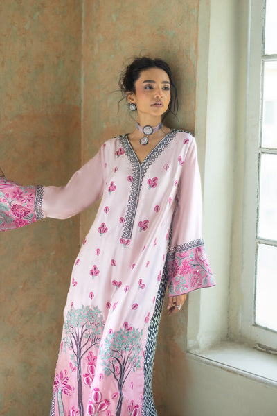 Zainab Chottani | Summer Edition 26 | Blush Serenade Kaftan