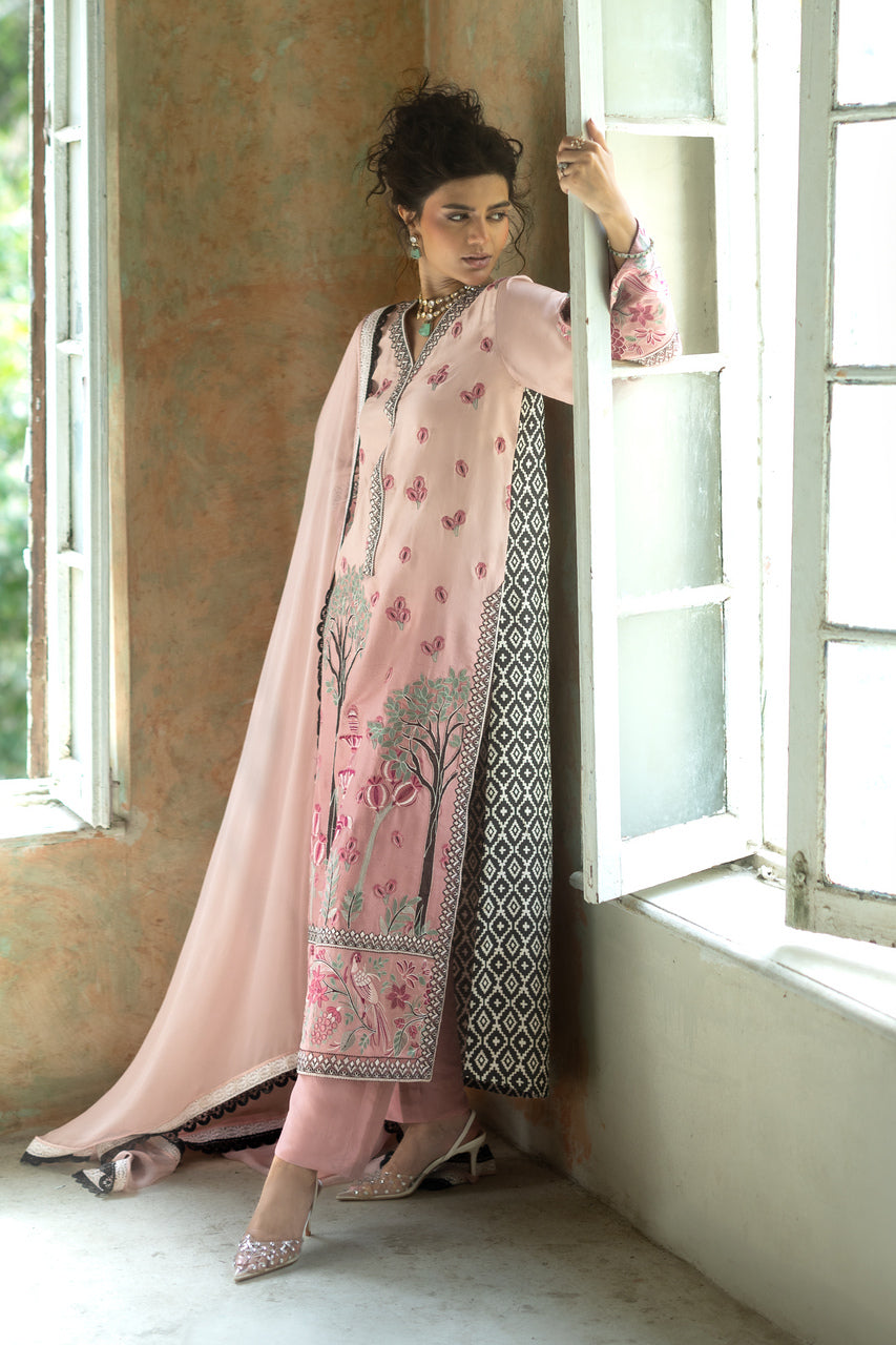 Zainab Chottani | Summer Edition 26 | Blush Serenade Long Shirt-4