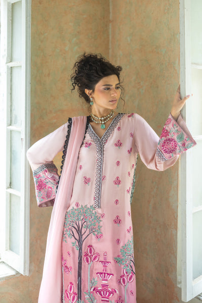 Zainab Chottani | Summer Edition 26 | Blush Serenade Long Shirt