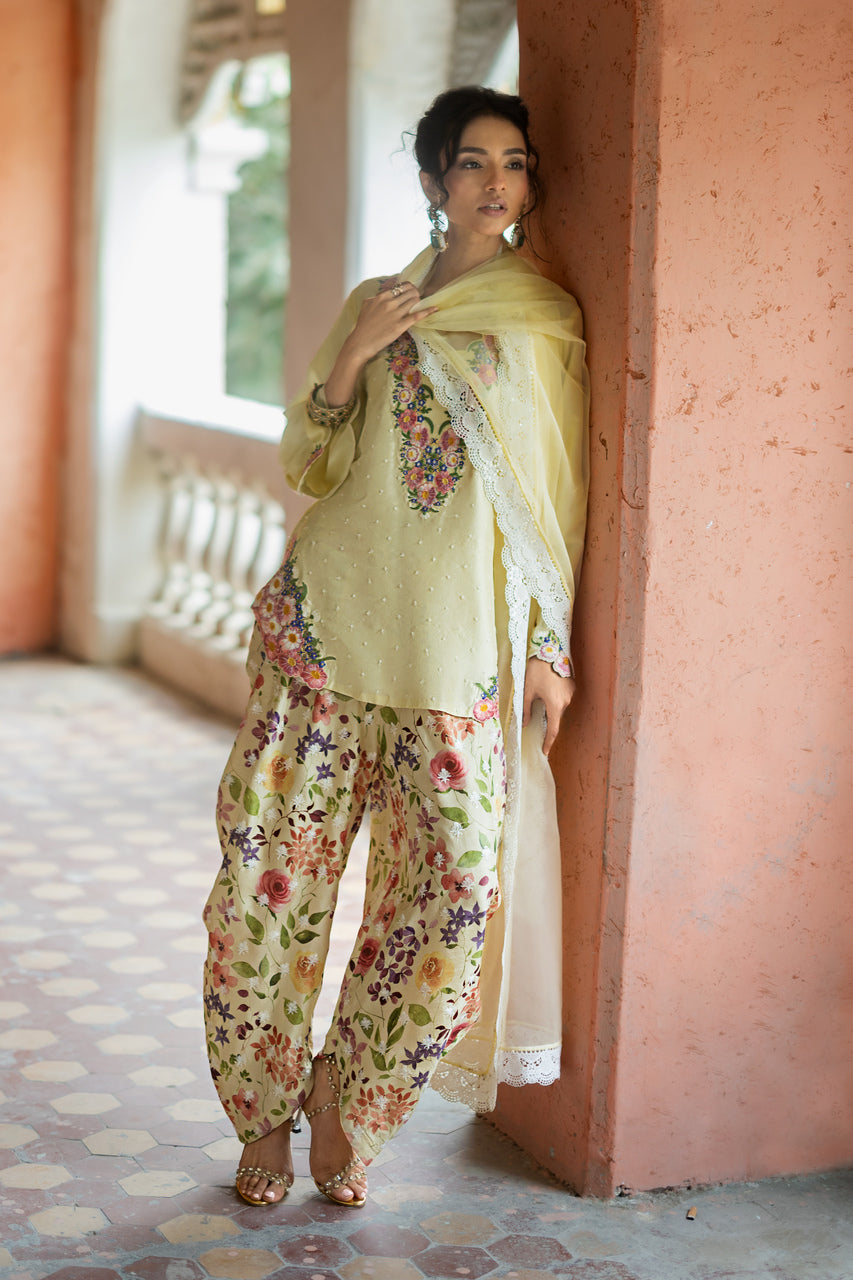 Zainab Chottani | Summer Edition 26 | Butter Fleur-4