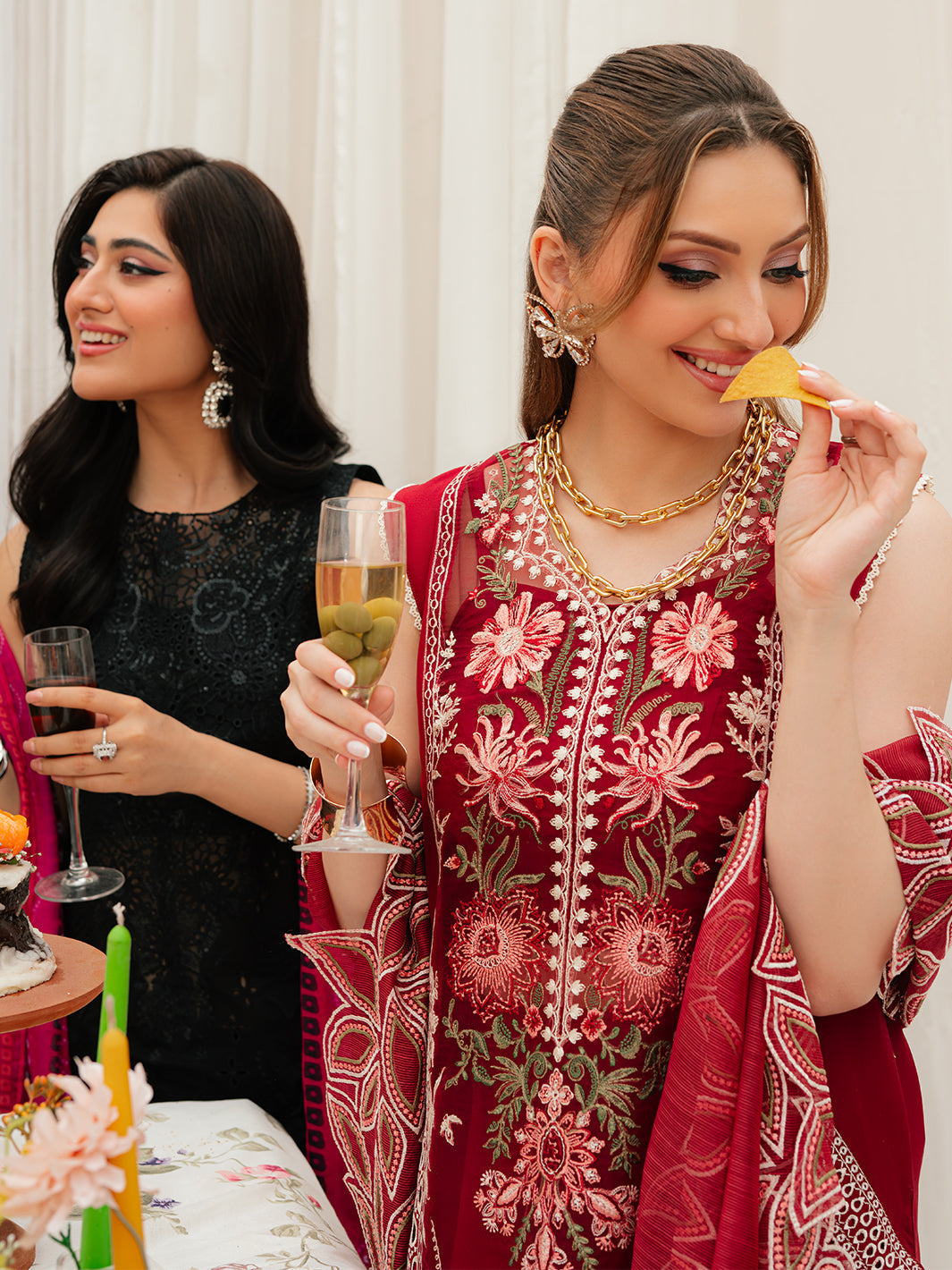 Mahnur | Allenura Luxury Lawn 24 | CELESTIAL -  Mahnur Luxury - Original Designer Dress - House of Maryam