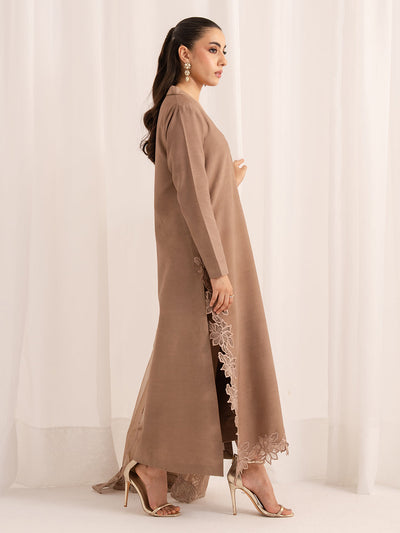 Izel | The Silk Chapter | Caramel
