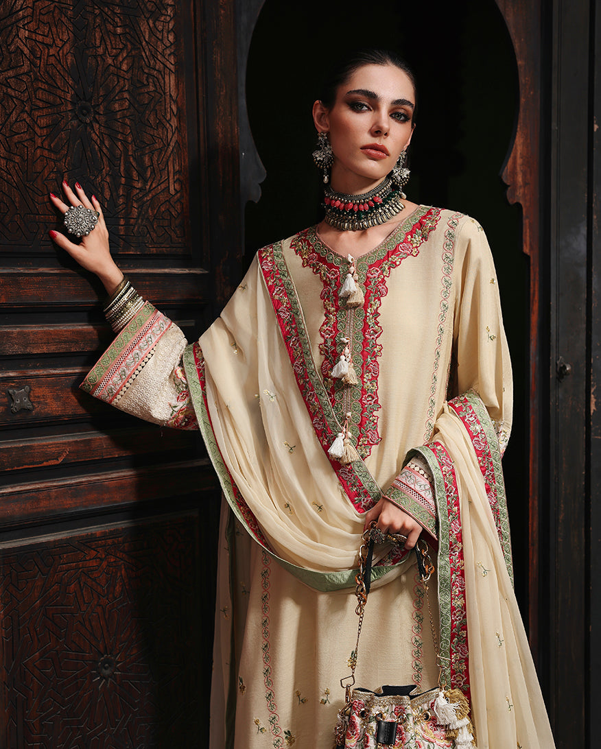 Mushq | Nuvera Rawsilk | Cardinal Gem, image 3