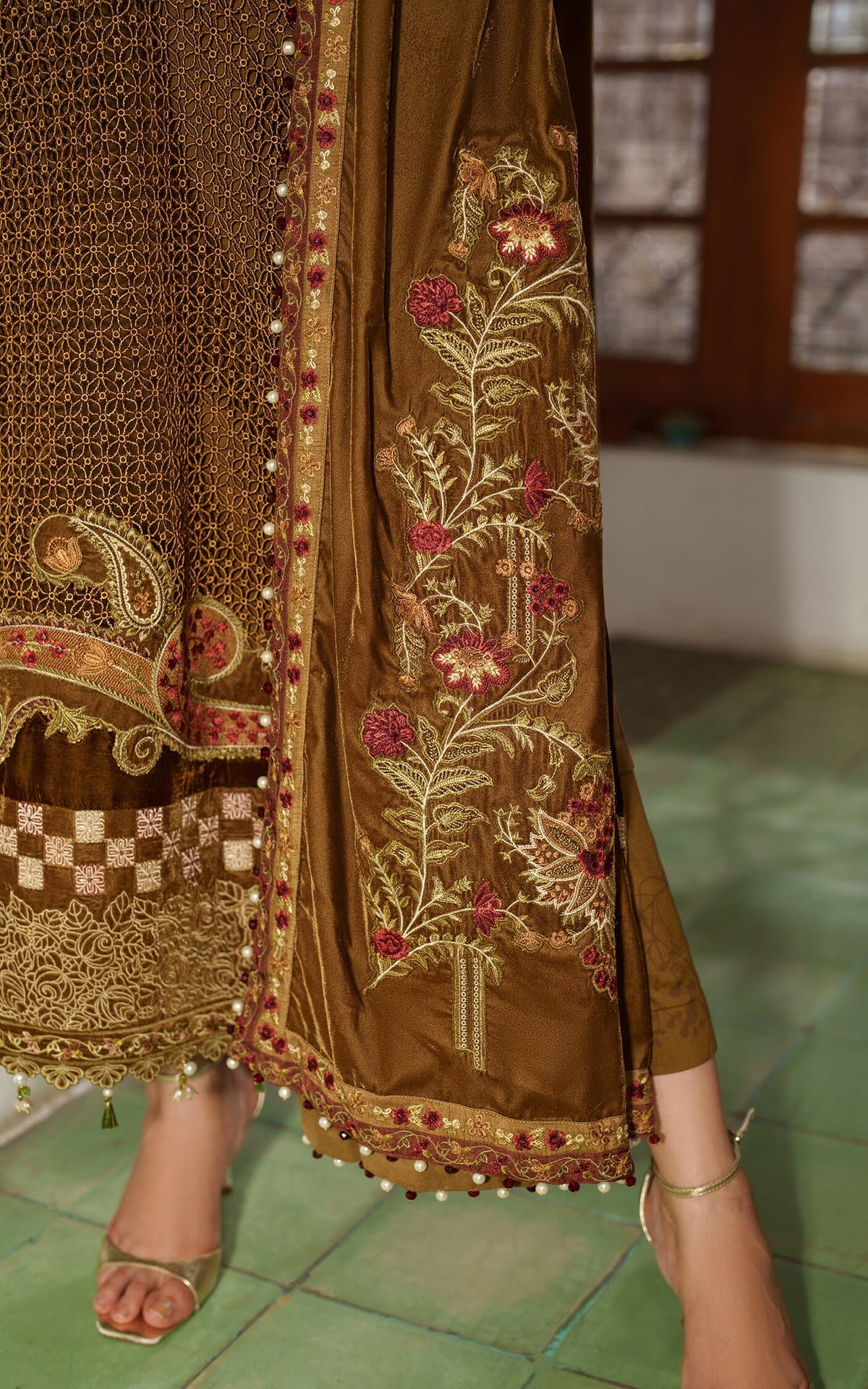 Asifa and Nabeel | Pashmina Luxe 25 |Cedar LWC25-08-5