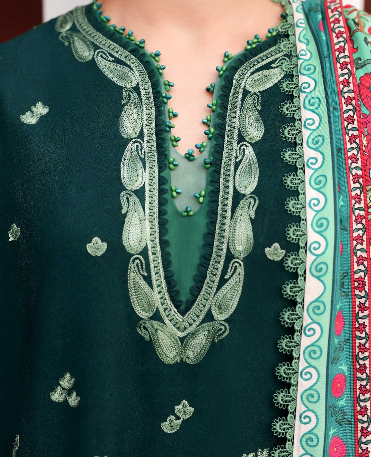 Republic Womenswear | Amaris Luxury Shawl 25 | Celeste-6