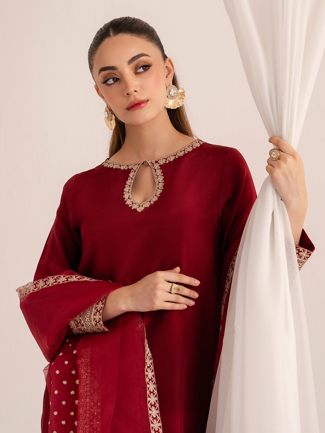 Izel | The Silk Chapter | Cherie, image 4
