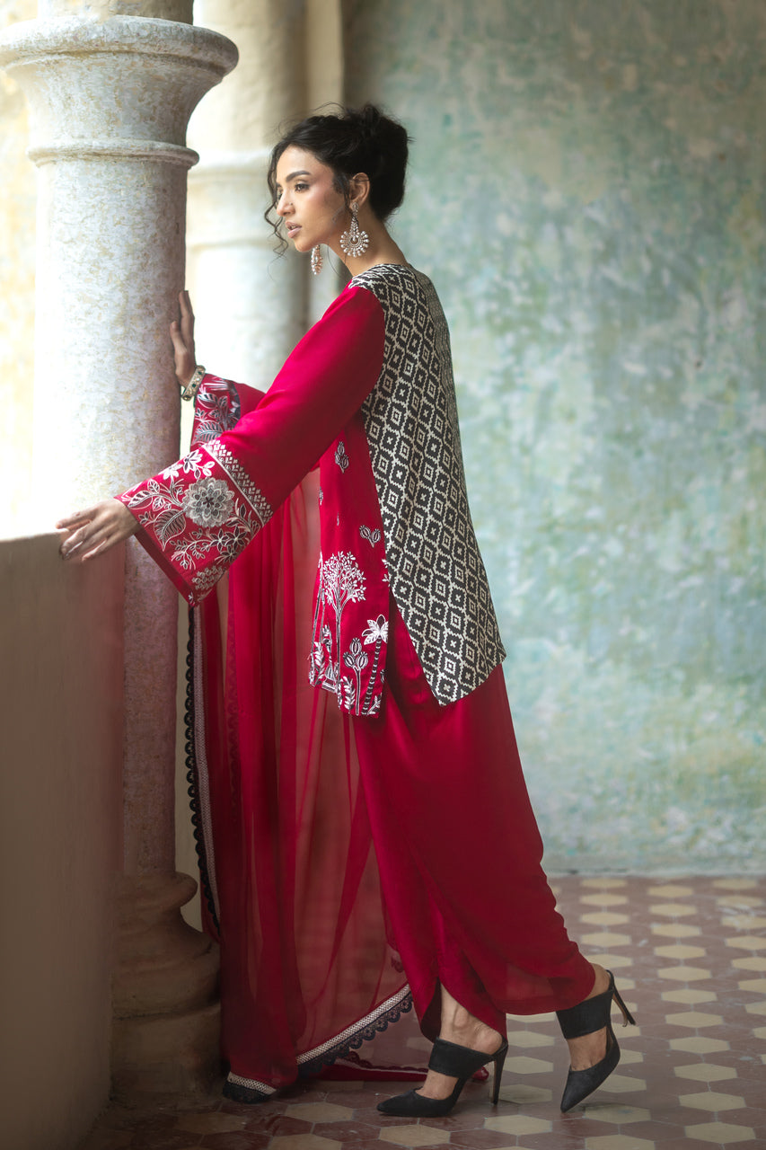 Zainab Chottani | Summer Edition 26 | Cielo-2