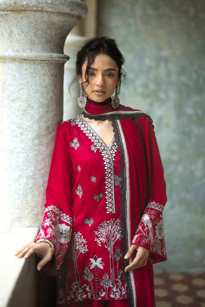 Zainab Chottani | Summer Edition 26 | Cielo