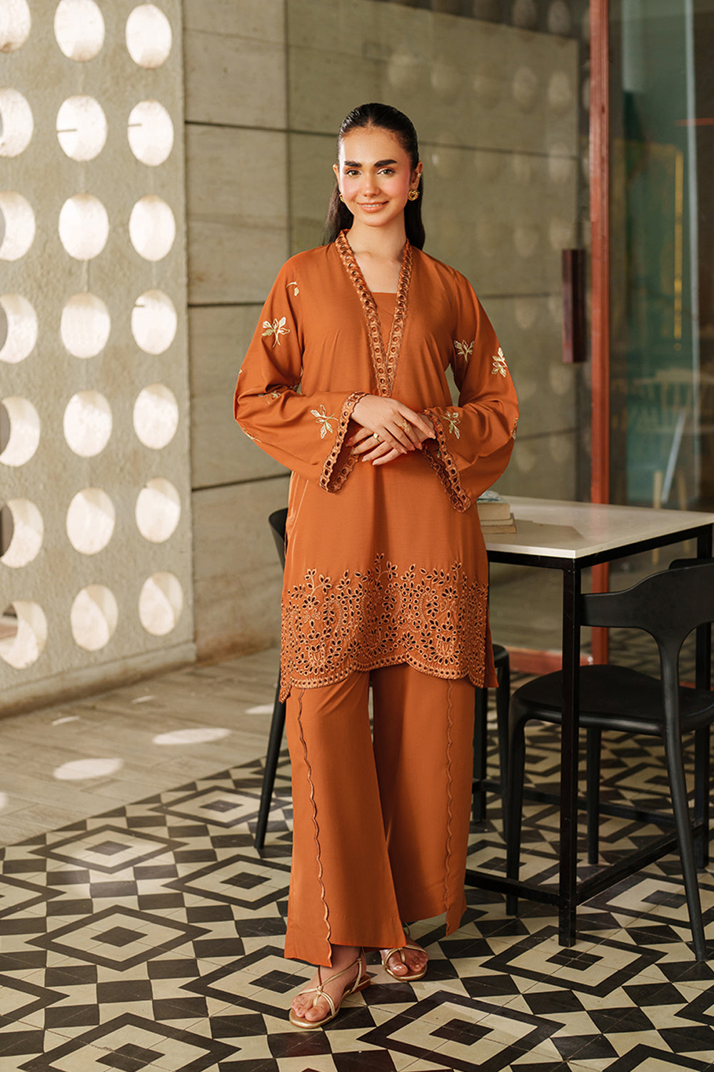 Azure | Chic Essentials | Clay Crush-5