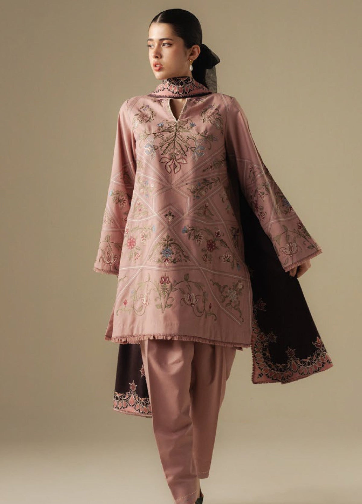 Zara Shahjahan | Coco Winter 25 |Coral-4A