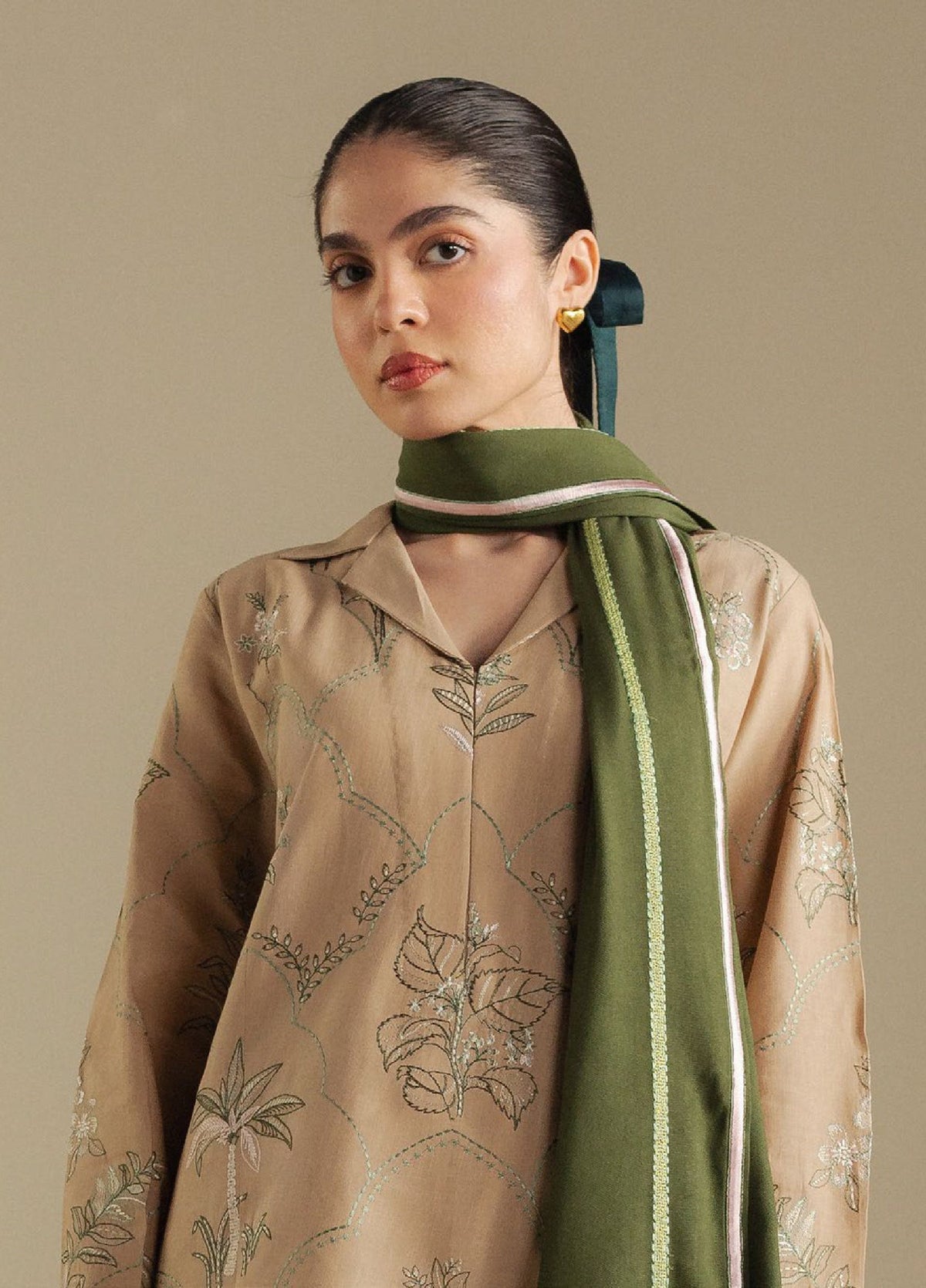 Zara Shahjahan | Coco Winter 25 | Amber-1A, image 3