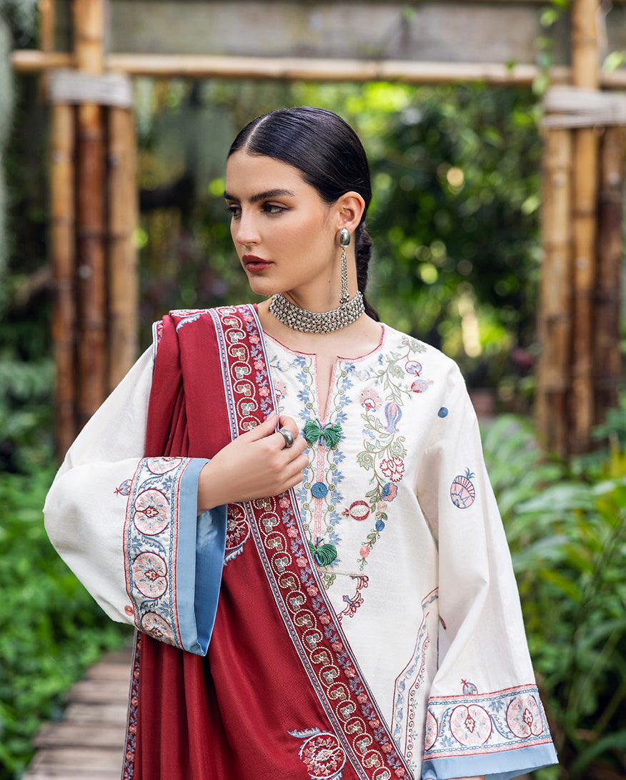Mushq | Hemline Karandi | Coper Blaze, image 3