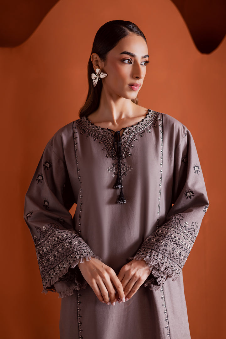Batik | Winter 25 | Cross Word, image 3
