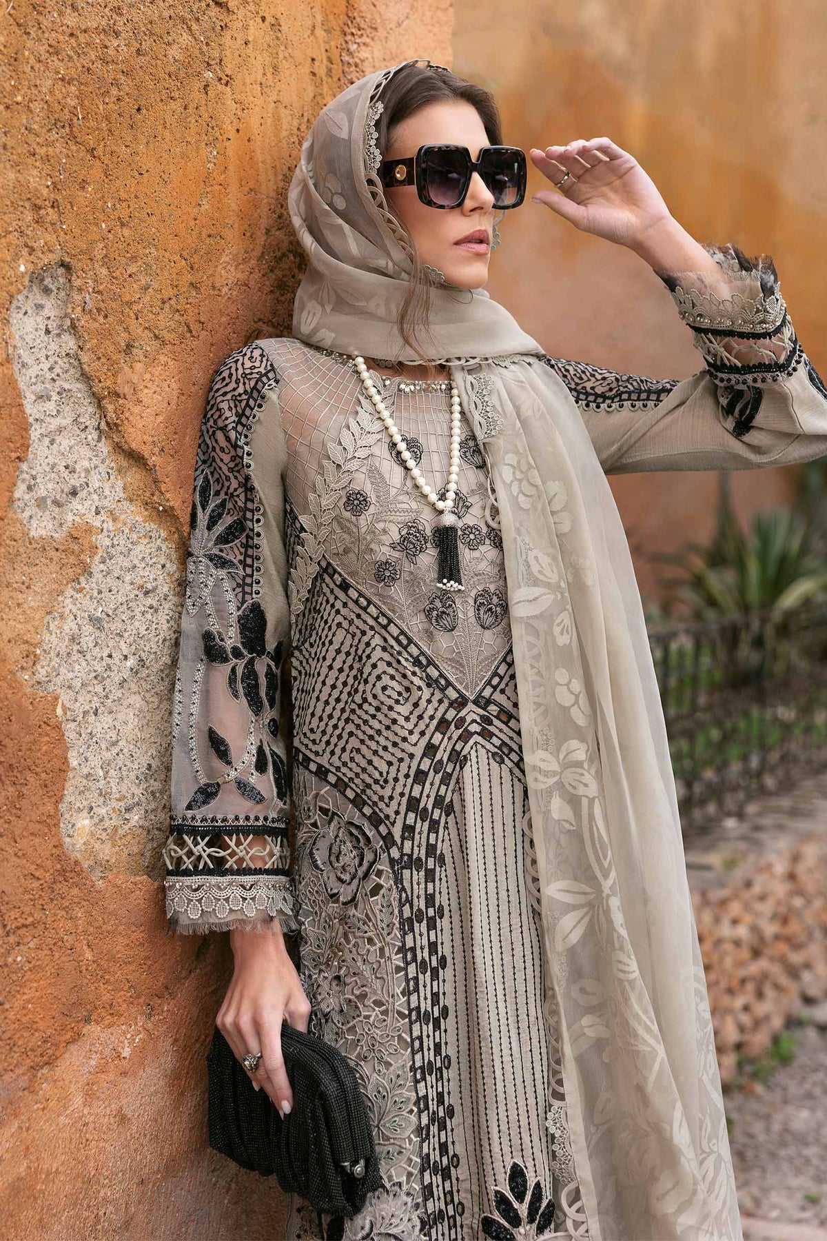 Maria B | Luxury Lawn 25 | D-2510-B -  Maria B Ladies Clothes - Original Designer Dress - House of Maryam