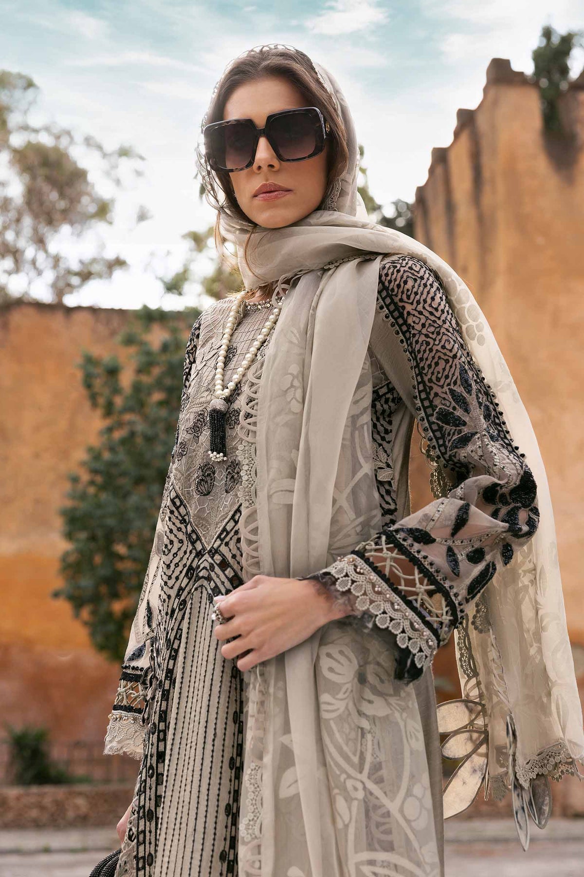 Maria B | Luxury Lawn 25 | D-2510-B -  Maria B Ladies Clothes - Original Designer Dress - House of Maryam