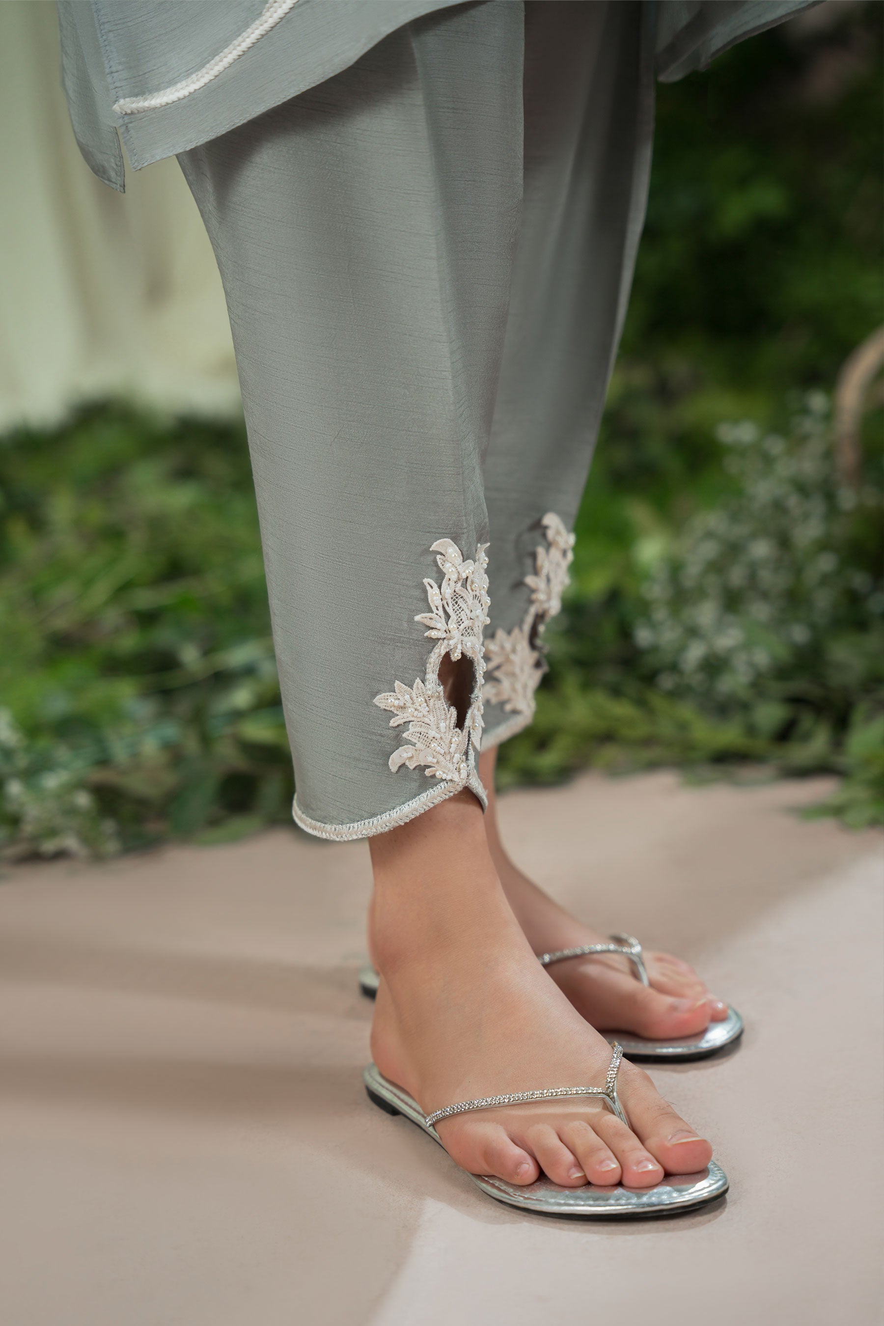 Ammara Khan | Sia 25 | D-11-A -  Ammara Khan Ladies Clothes -  House of Maryam