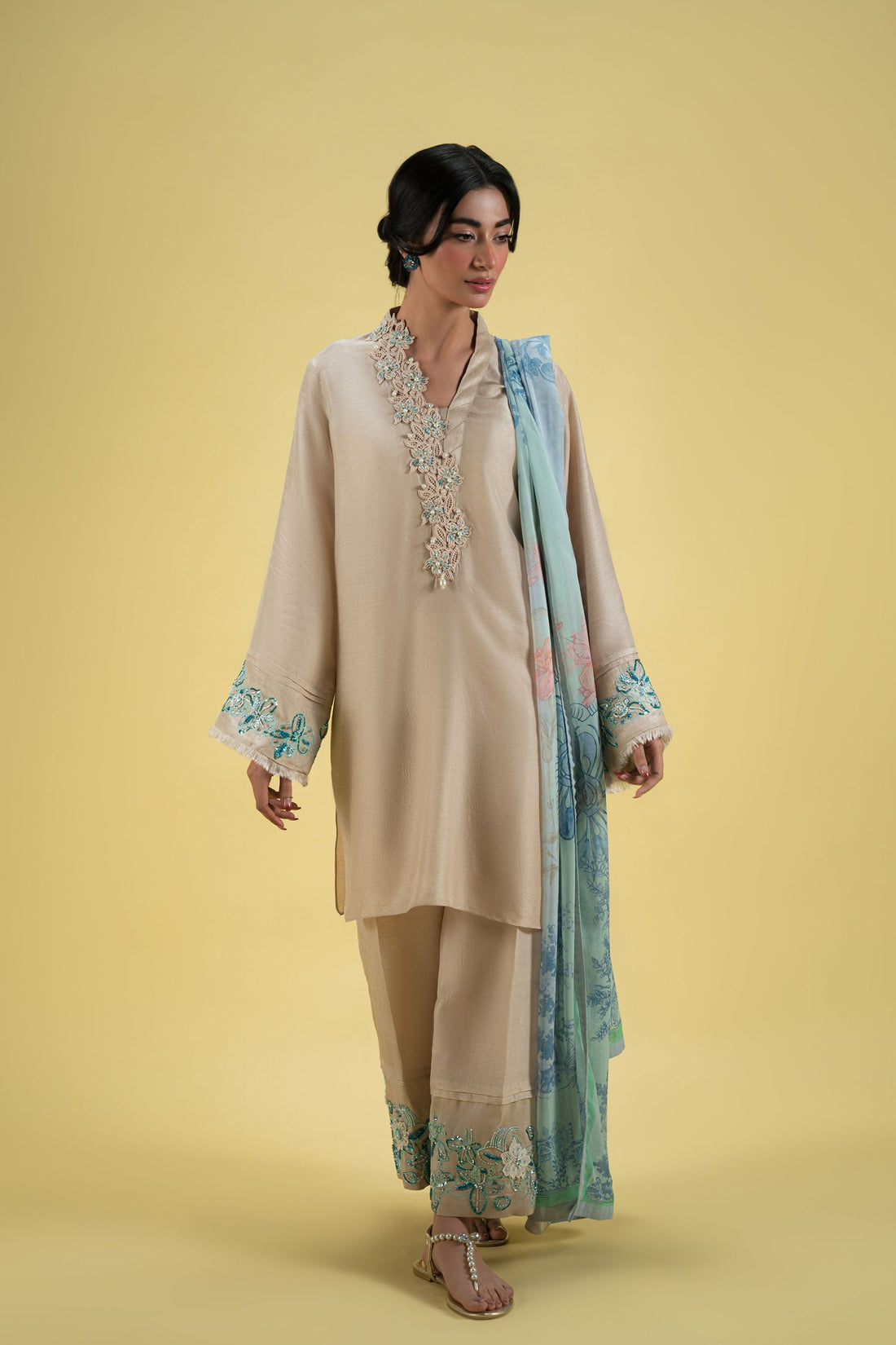 Ammara Khan | Sia 25 | D-12 -  Ammara Khan Ladies Clothes -  House of Maryam