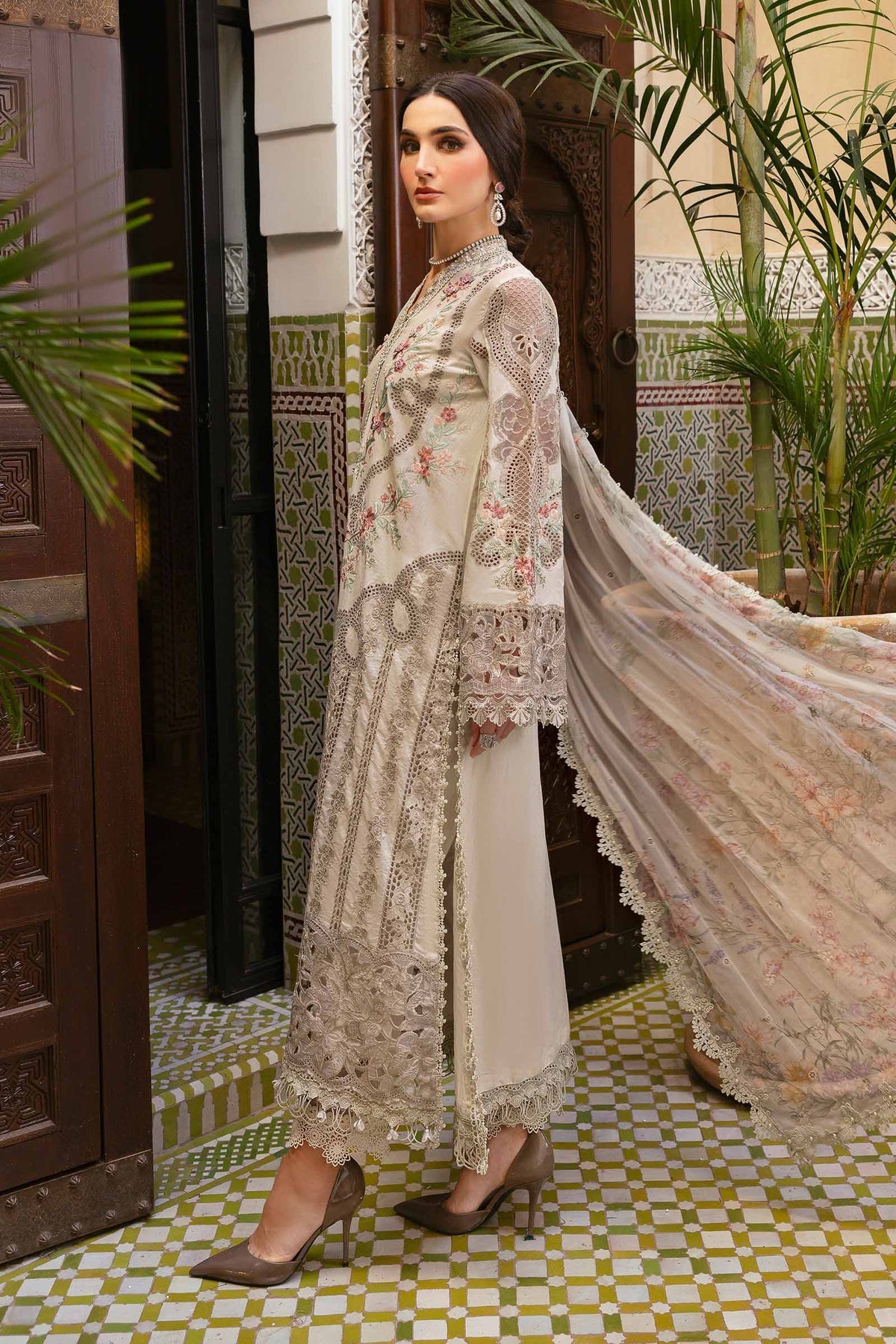 Maria B | Luxury Lawn 25 | D-2514-B -  Maria B Ladies Clothes - Original Designer Dress - House of Maryam