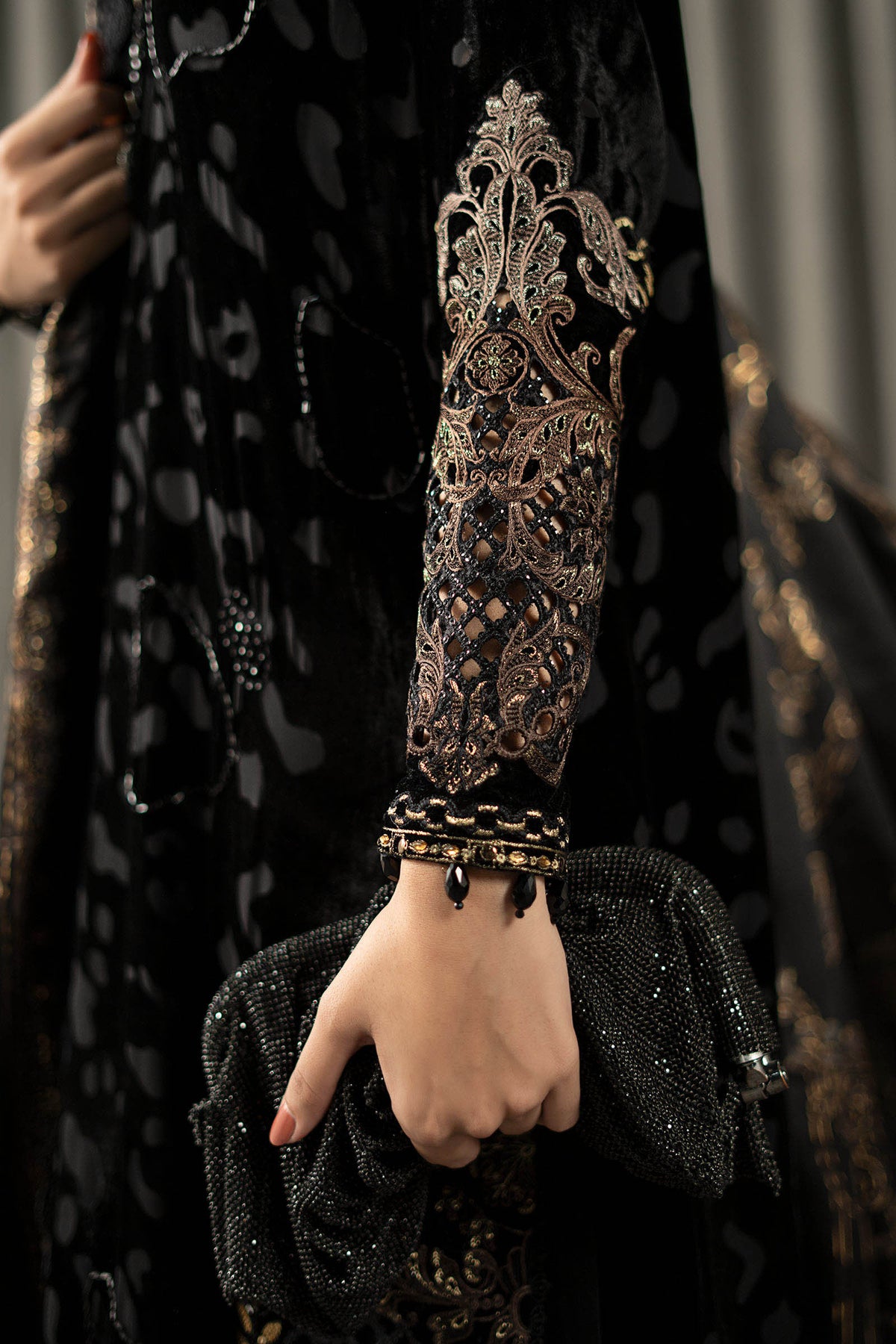 Maria B | Winter Luxe Pret 25 | WLS-1301-Black and Gold, image 7