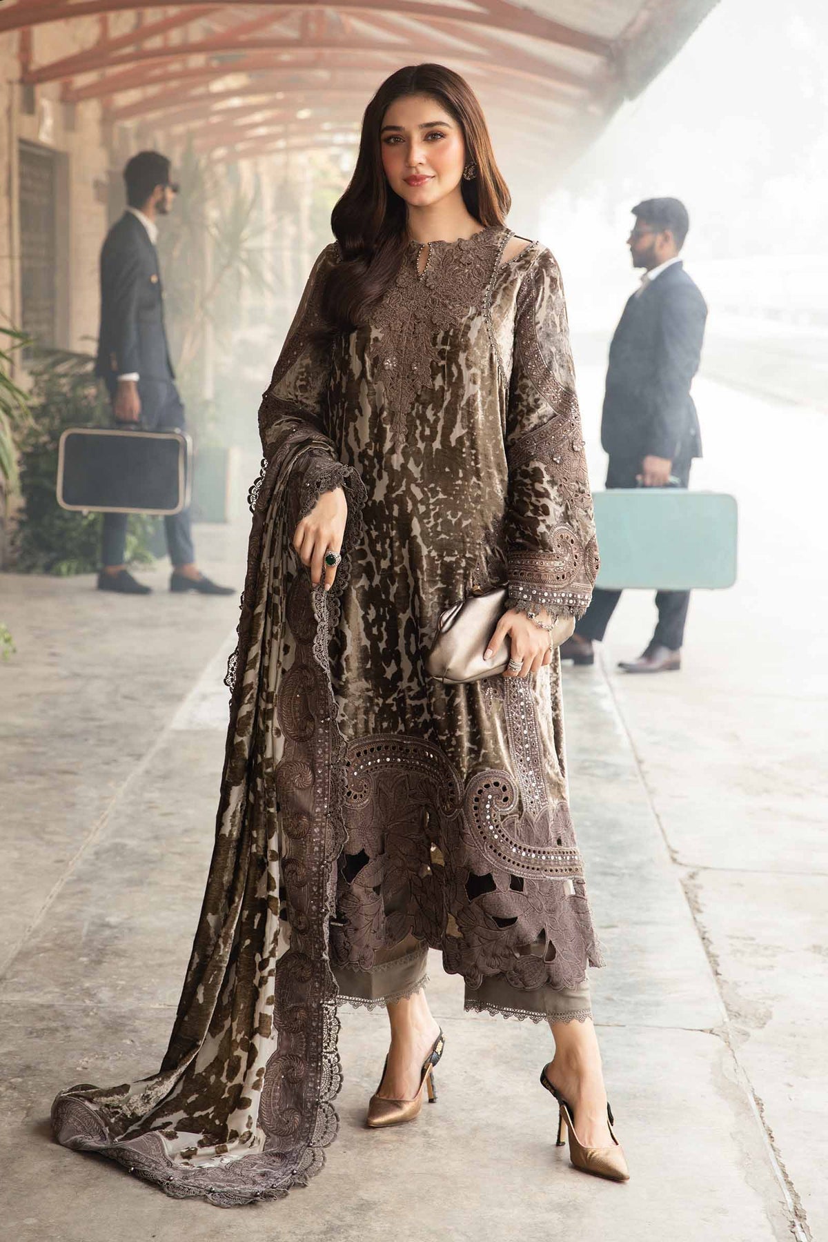 Maria B | Winter Luxe 24 | Velvet DL-1201 -  Maria B Ladies Clothes - Original Designer Dress - House of Maryam