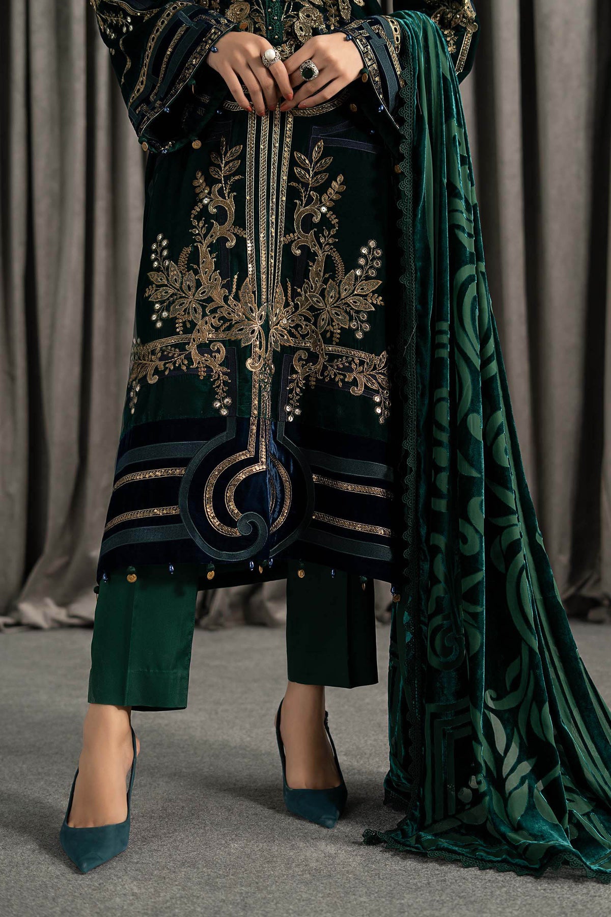 Maria B | Winter Luxe Pret 25 | WLS-1302-Emerald Green, image 7