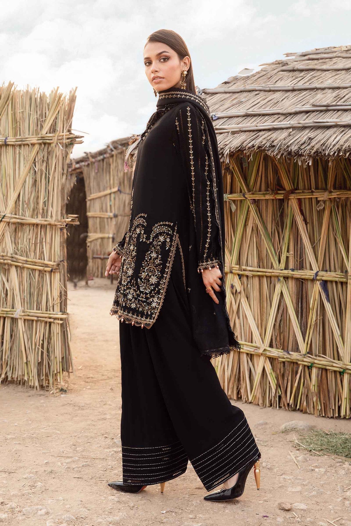 Maria B | M Prints Winter 24 | MPT-2403-B -  Maria B Ladies Clothes - Original Designer Dress - House of Maryam