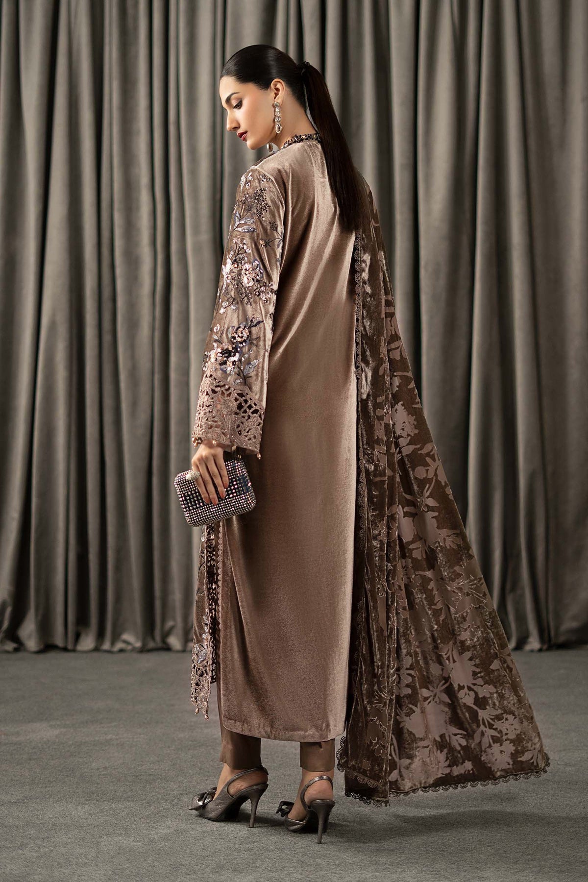 Maria B | Winter Luxe Pret 25 | WLS-1303-BEIGE, image 2