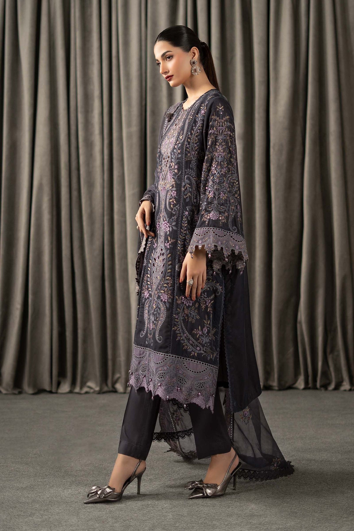 Maria B | Winter Luxe Pret 25 | WLS-1305, image 3