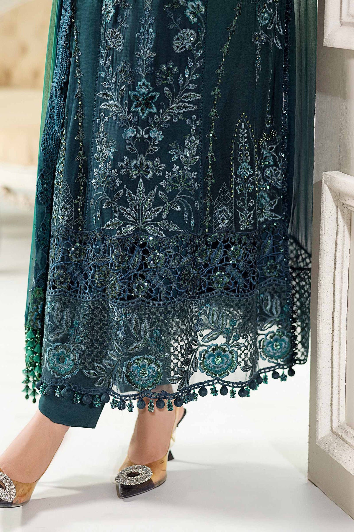 Maria B | Chiffon 25 |MPC-25-106 -  Maria B Ladies Clothes - Original Designer Dress - House of Maryam