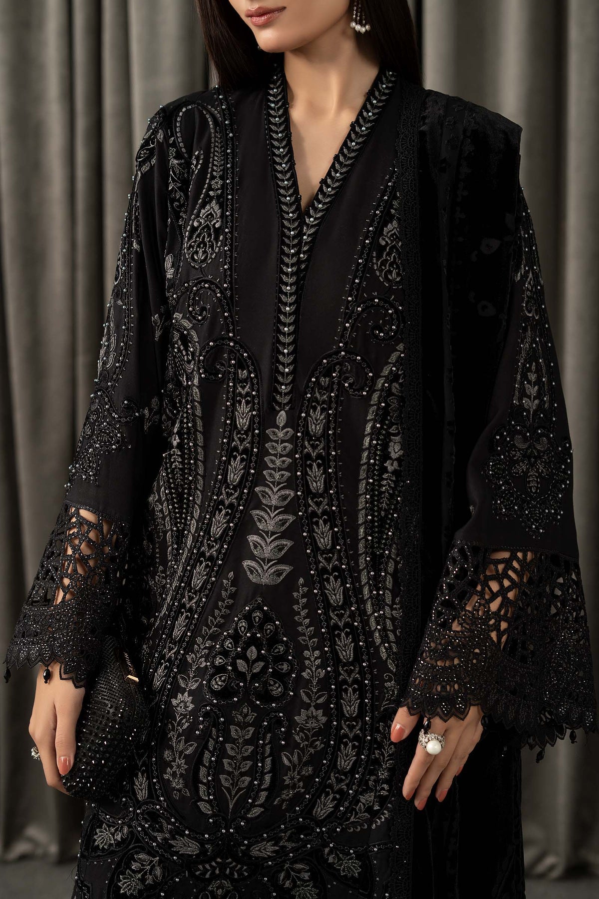 Maria B | Winter Luxe Pret 25 | WLS-1307-Black, image 3
