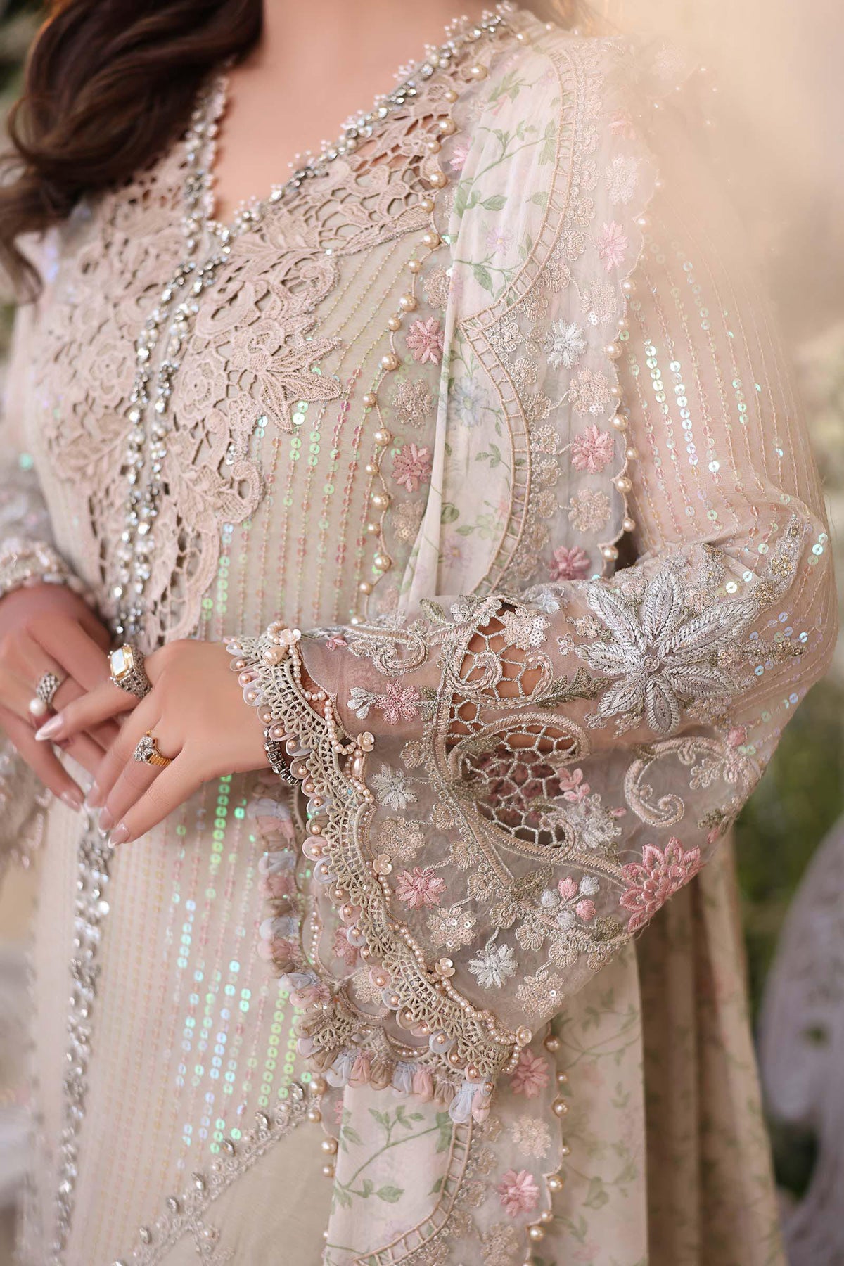 Maria b | Chiffon Formals 26 | MPC-26-107-Ivory Beige, image 8