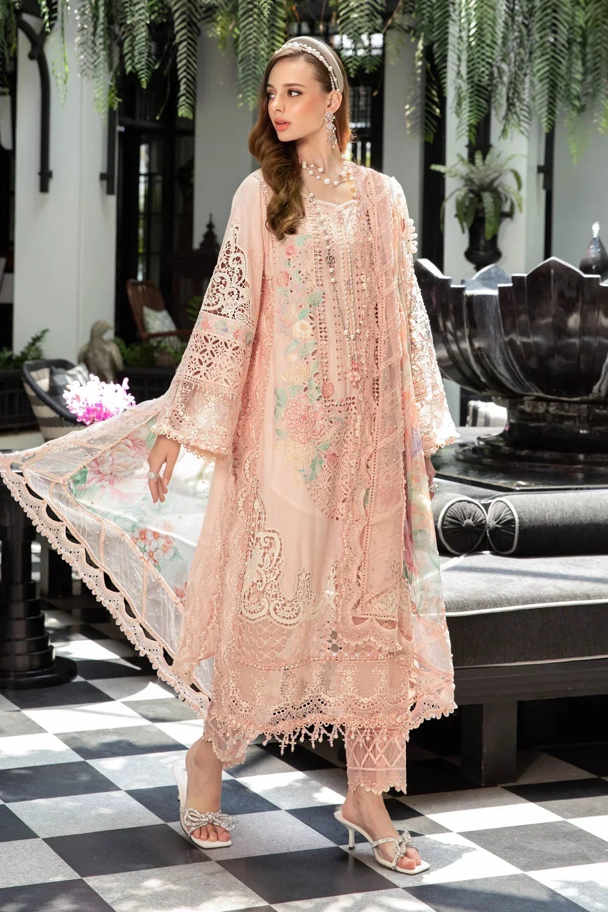 Maria B | Luxury Lawn | EL-23-07-Peach