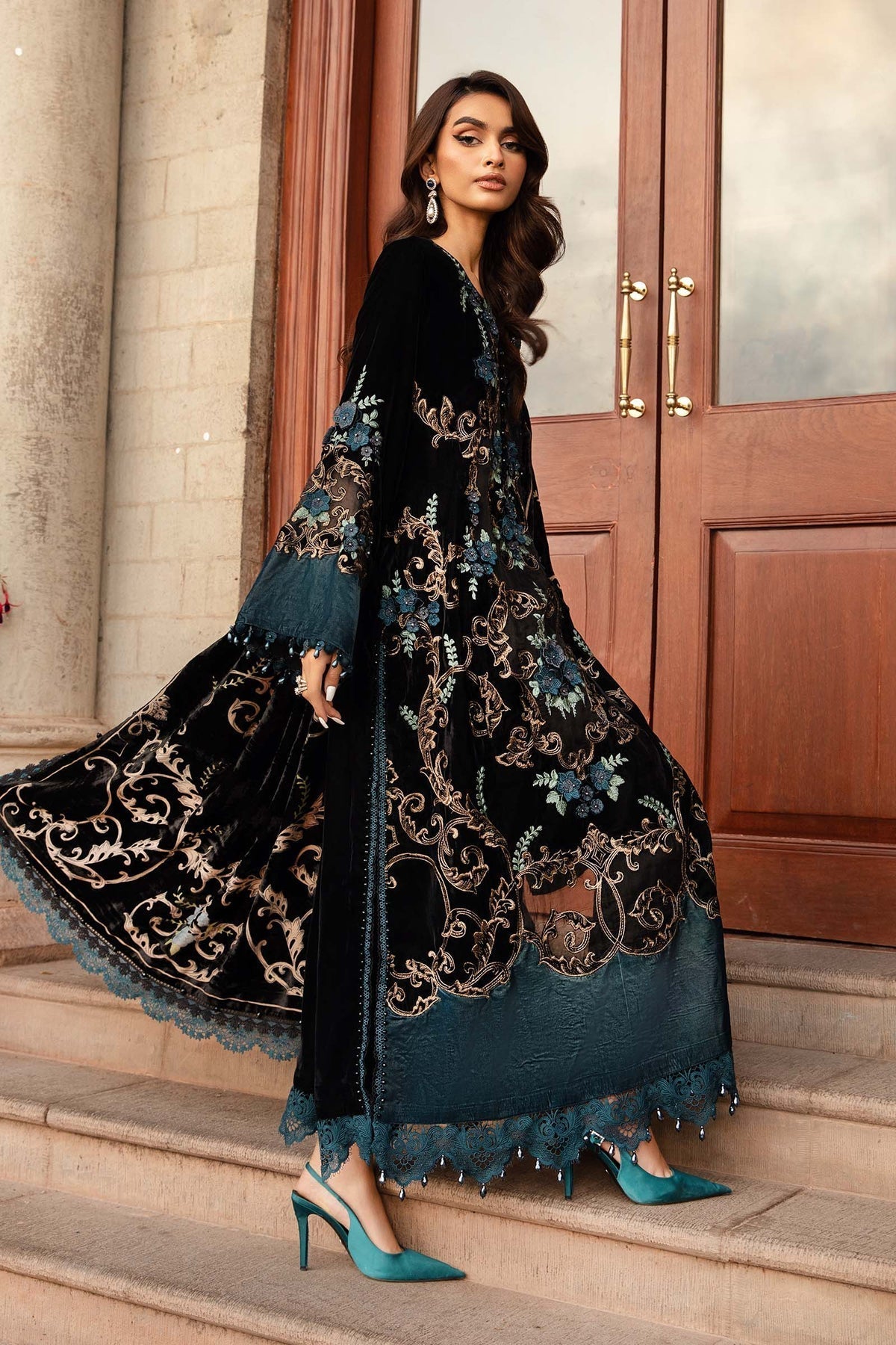 Maria B | Winter Luxe 24 | Velvet DL-1208 -  Maria B Ladies Clothes - Original Designer Dress - House of Maryam