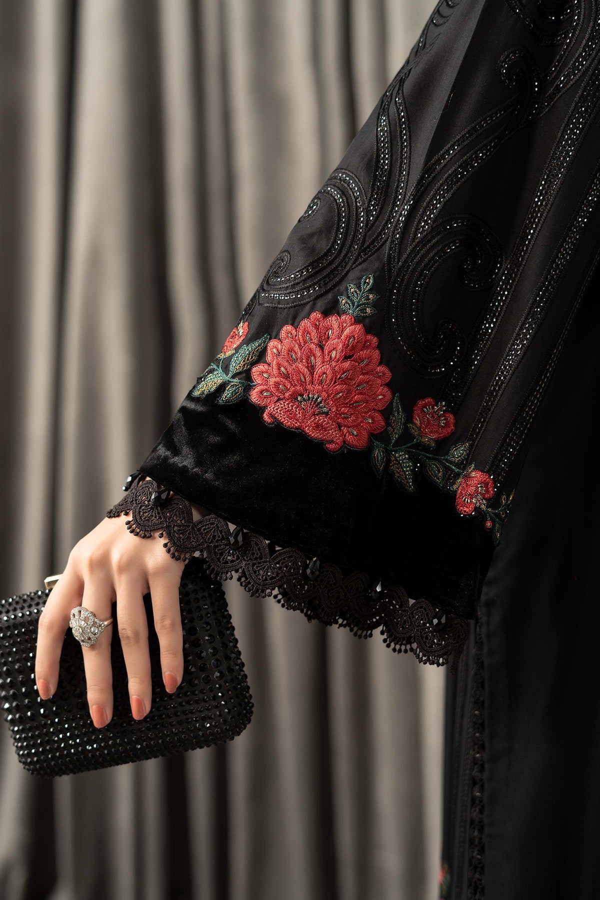 Maria B | Winter Luxe Pret 25 | WLS-1309-Black, image 6