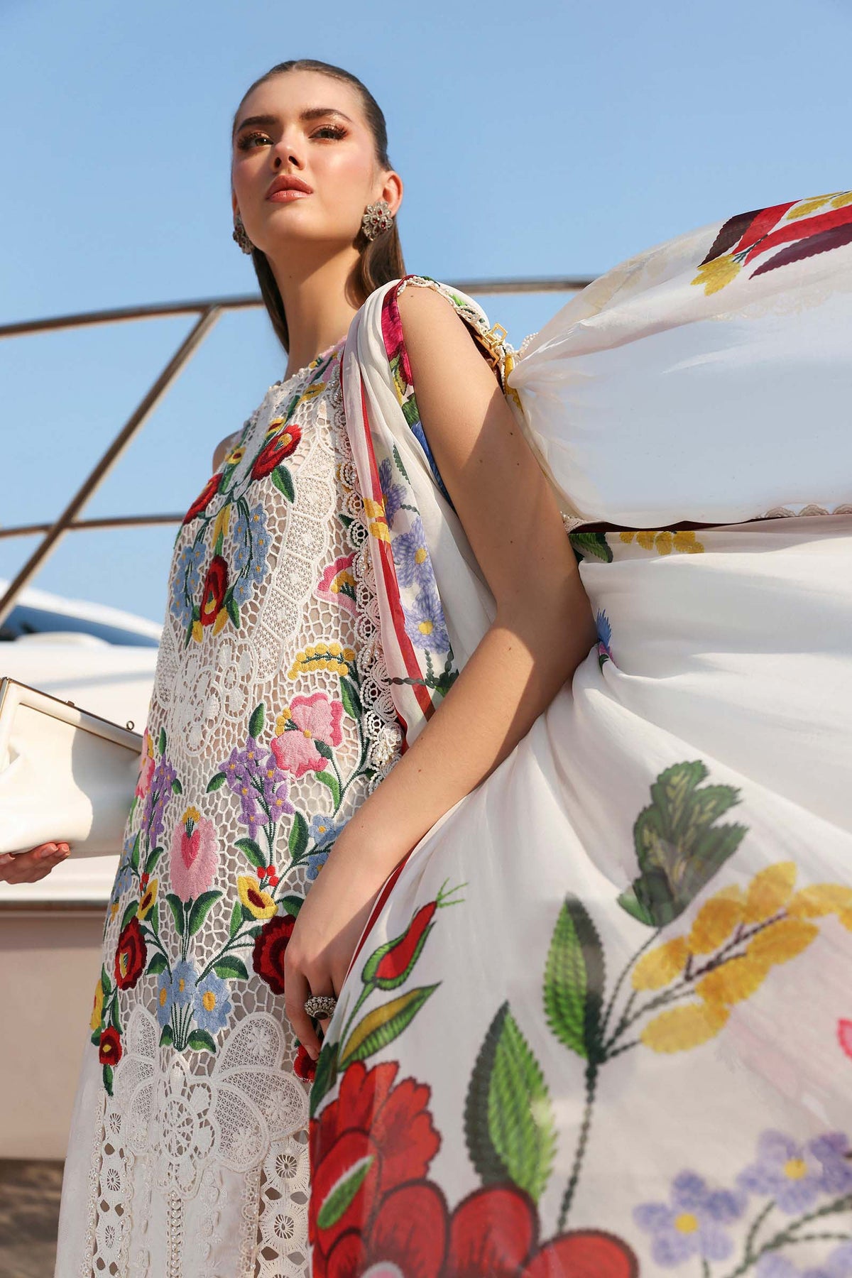 Maria B | Lawn 26 | D-2610-A-5