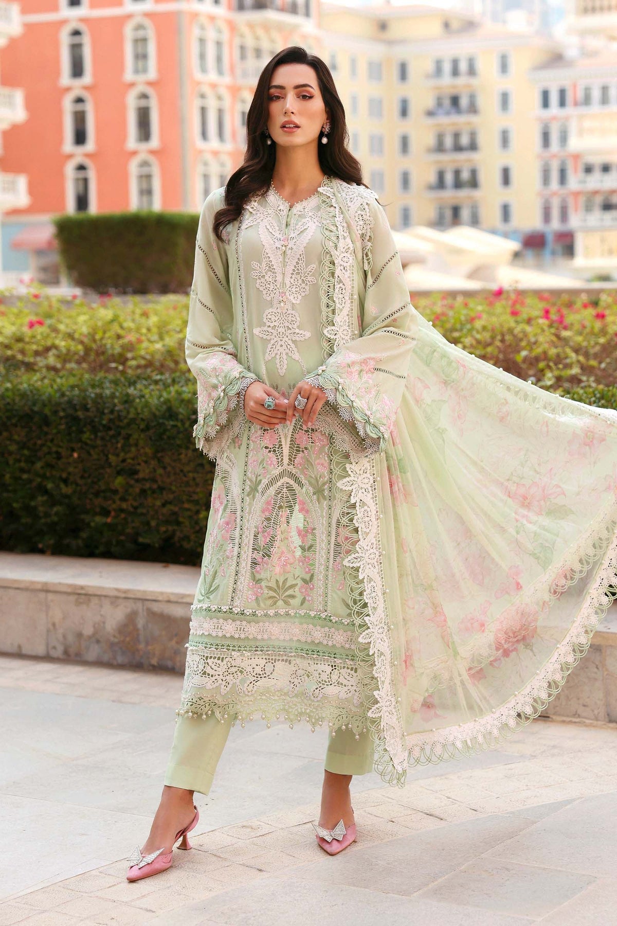 Maria B | Lawn 26 | D-2611-A
