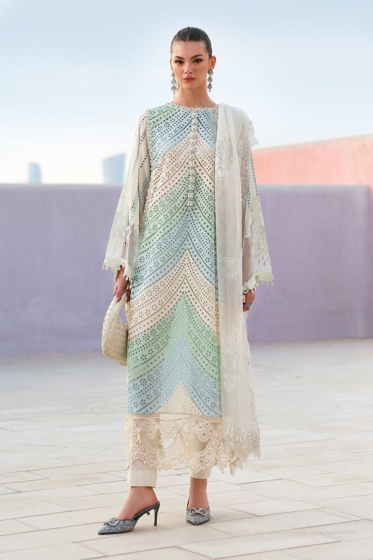 Maria B | Lawn 26 | D-2612-A