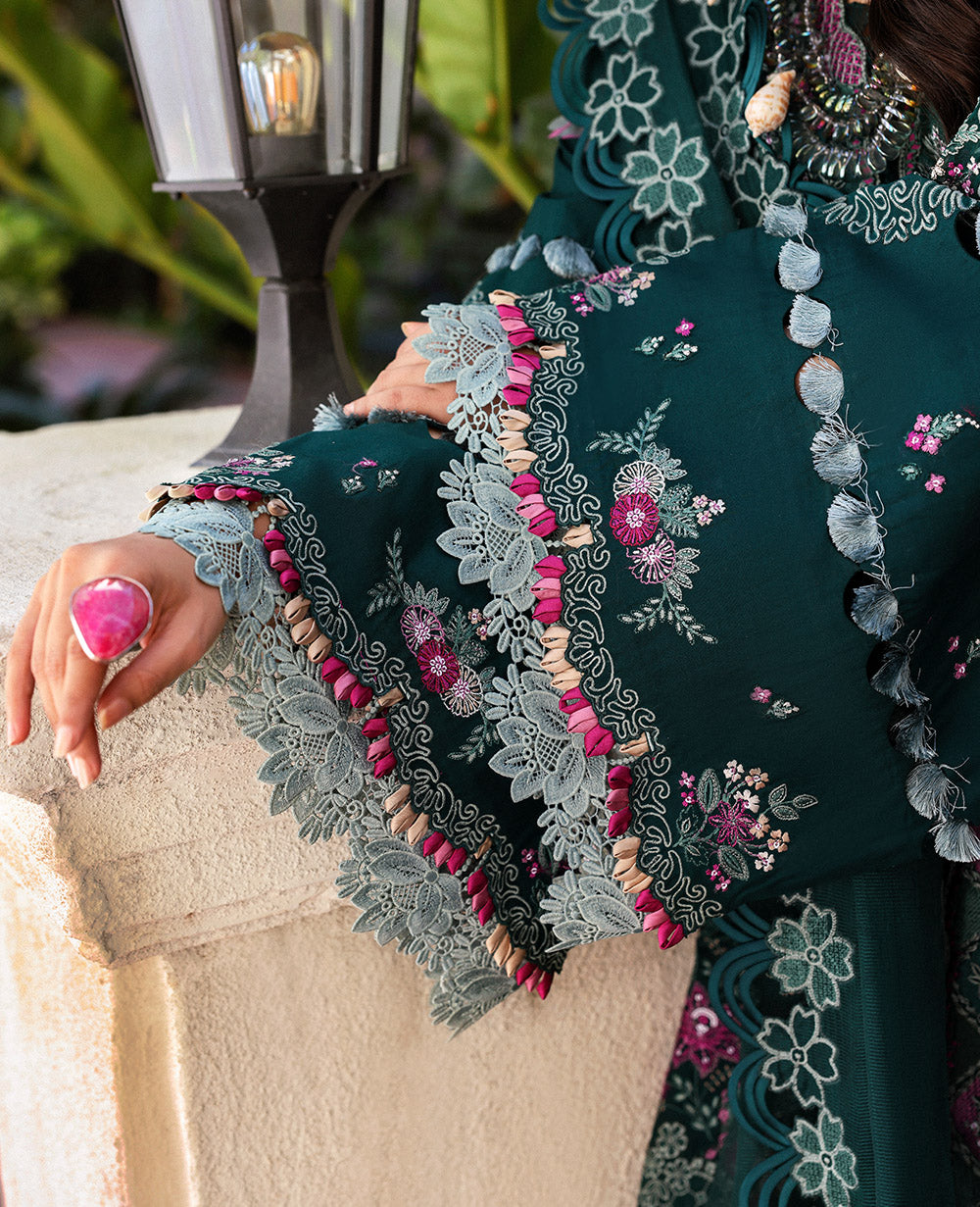 Republic Womenswear | Kalani Eid Luxury Lawn 25 | D1-B - Zehra -  Republic Womenswear Ladies Clothes - Original Designer Dress - House of Maryam