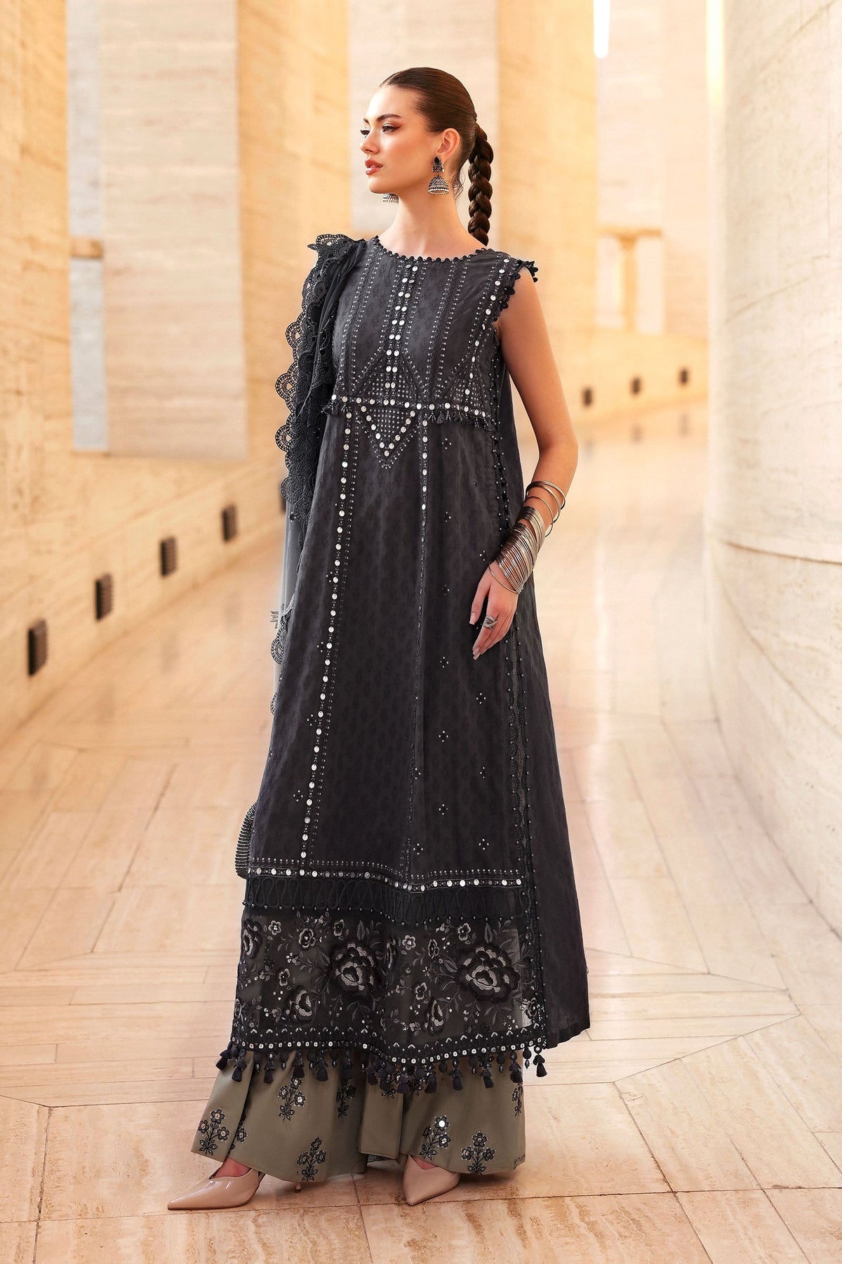 Maria B | Lawn 26 | D-2602-B-2