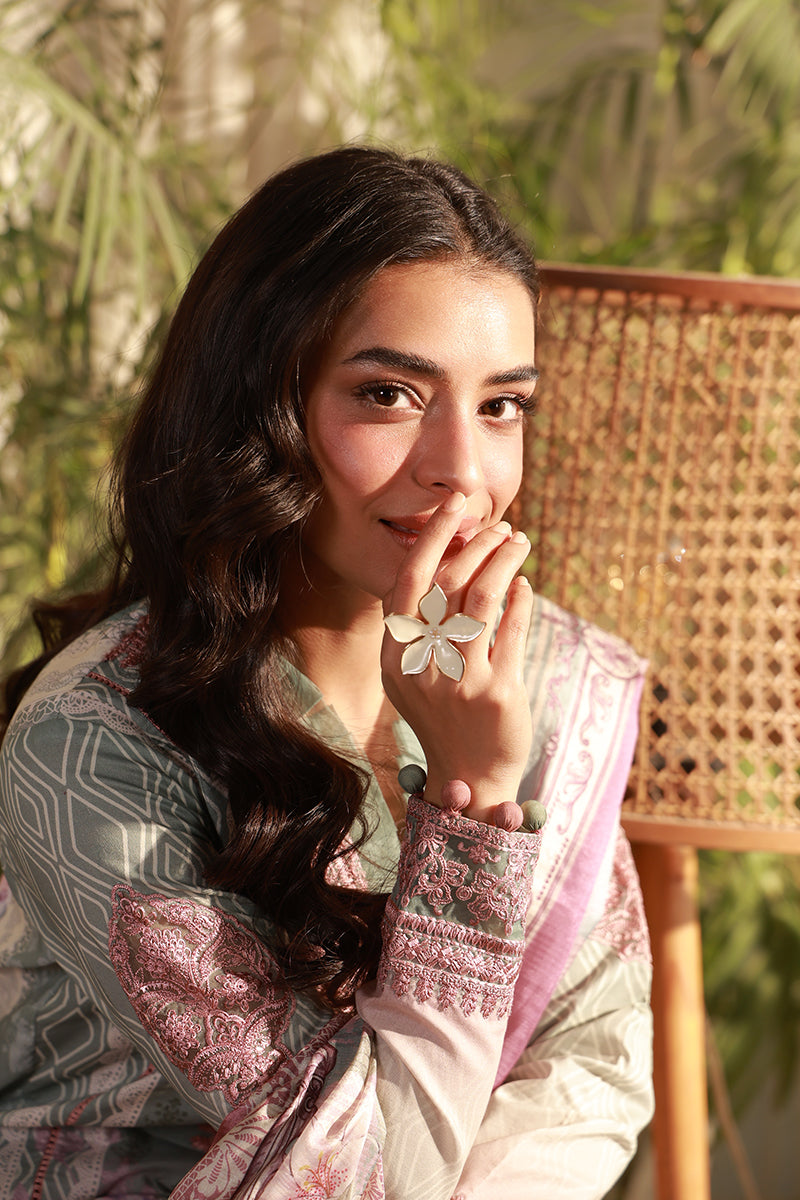 Gulaal | Delia Lawn | Elys, image 5
