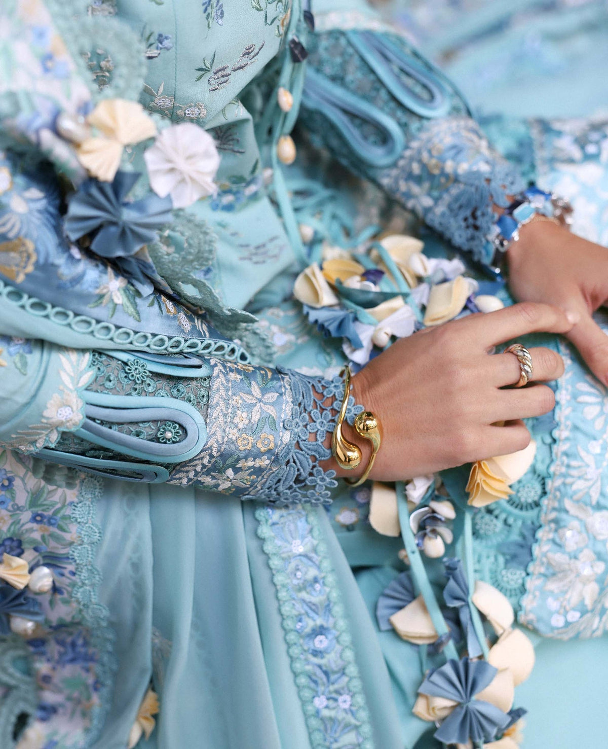 Republic Womenswear | Reine Luxury Lawn 26 | Lilas, image 4