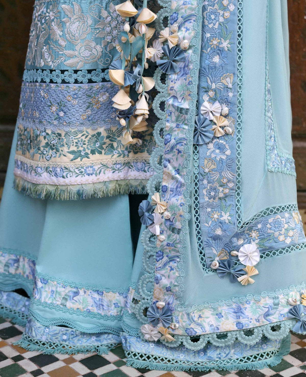 Republic Womenswear | Reine Luxury Lawn 26 | Lilas, image 5