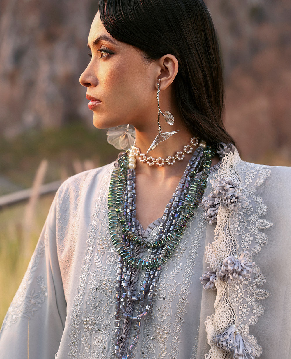Republic Womenswear | Kalani Eid Luxury Lawn 25 | D3-B - Sitara -  Republic Womenswear Ladies Clothes - Original Designer Dress - House of Maryam