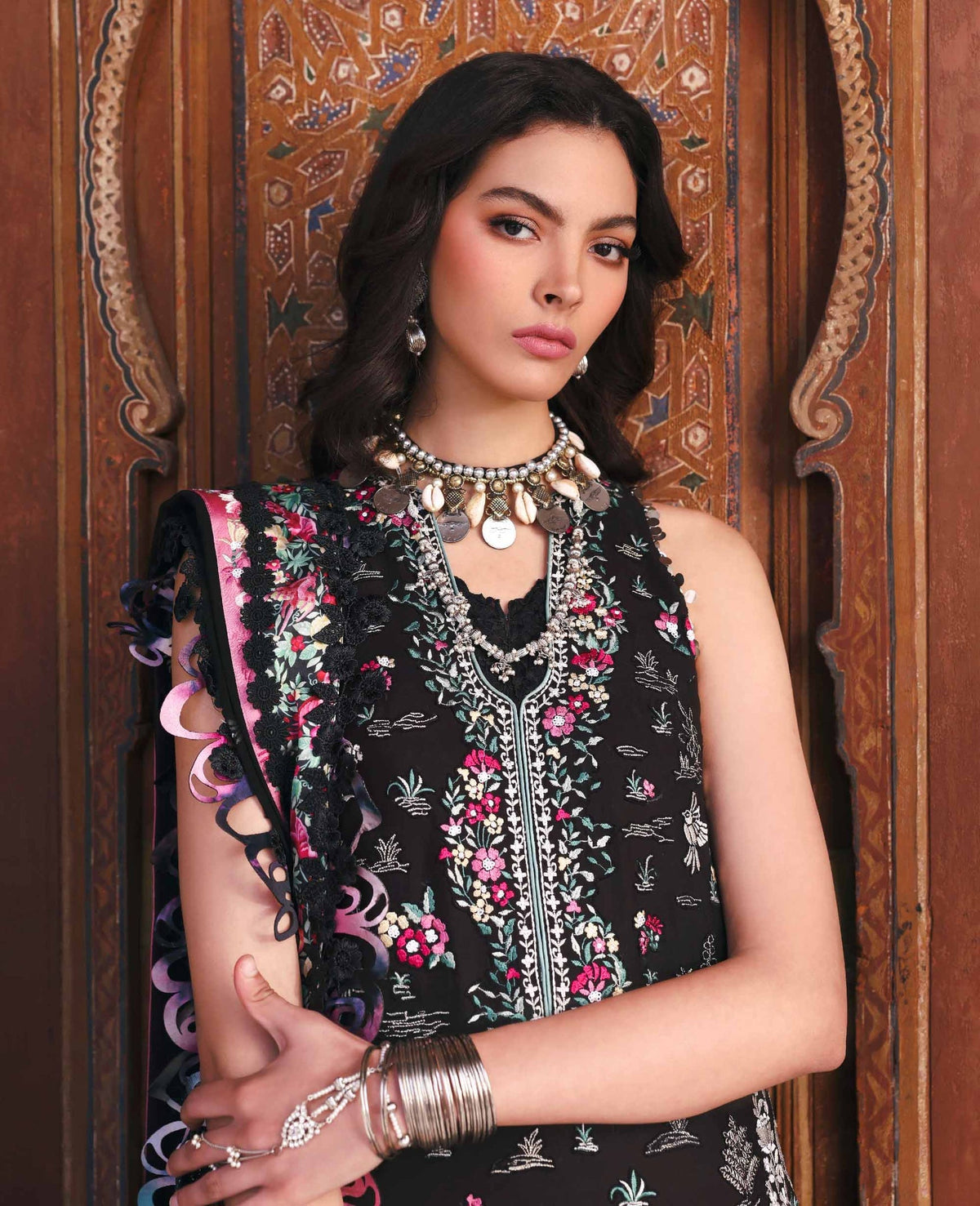Republic Womenswear | Reine Luxury Lawn 26 | Elia-3