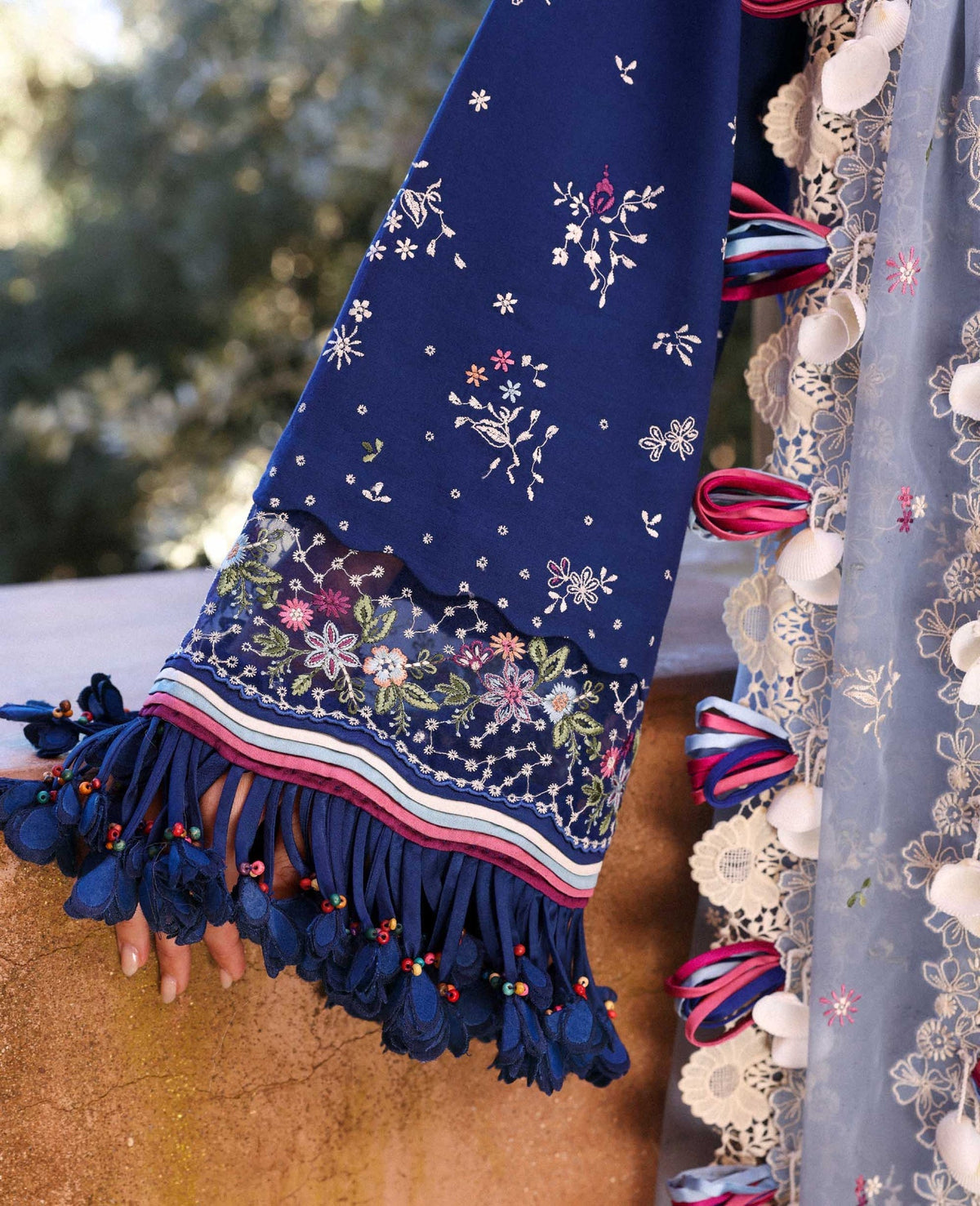 Republic Womenswear | Reine Luxury Lawn 26 | Sia-4
